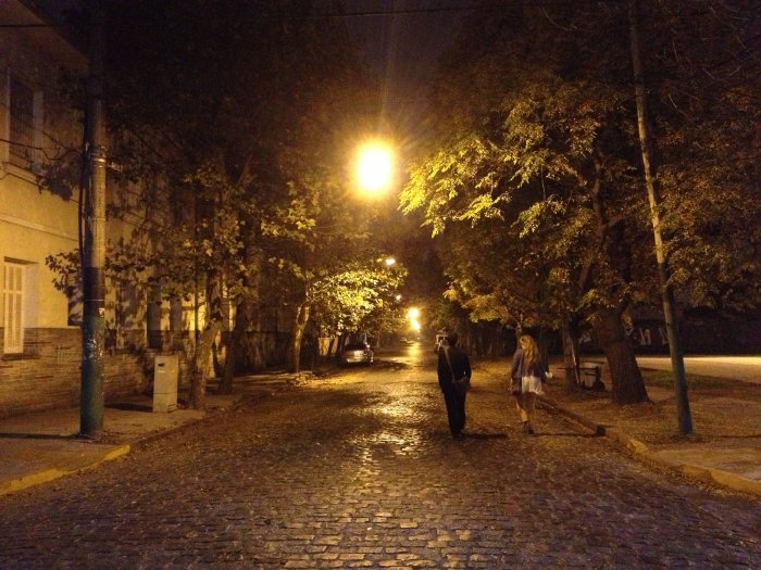 Premier soir de pluie, dans les rues d'Adrogué